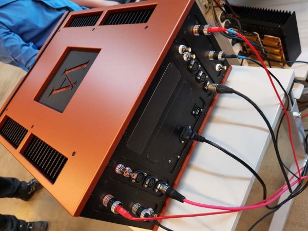 vitus_audio_sia_030_amplifier_hifi_news_may_2019_2.jpg vitus_audio_sia_030_amplifier_hifi_news_may_2019_2.jpg