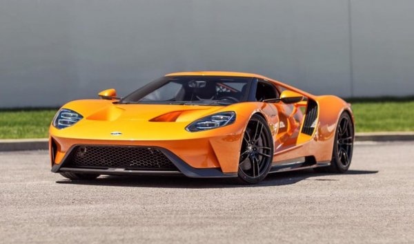 2017 Ford GT.jpg