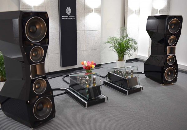 high-end-goebel-go2.jpg high-end-goebel-go2.jpg