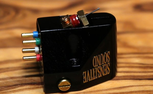 ART Dark on olive board~2.jpg ART Dark on olive board~2.jpg