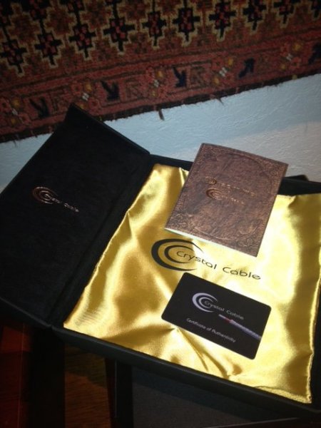 Crystal Cable Dreamline.jpg Crystal Cable Dreamline.jpg