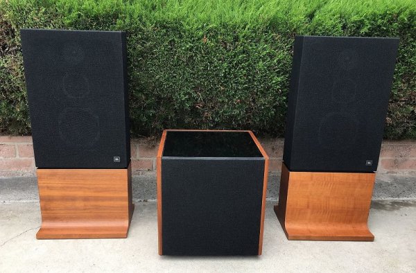 JBL-post.jpg JBL-post.jpg