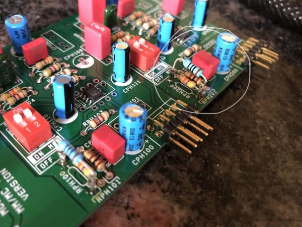 404_phono.jpg 404_phono.jpg