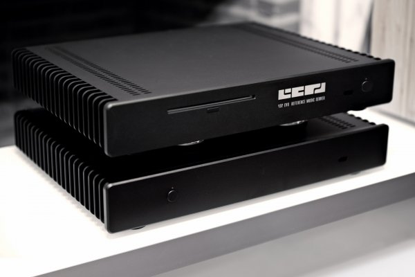 432_evo_master_slide-show.jpg 432_evo_master_slide-show.jpg