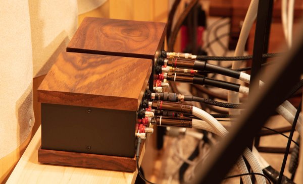 2 G-SUT (1 of 1).jpg