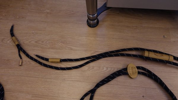 EST00060.JPG EST00060.JPG