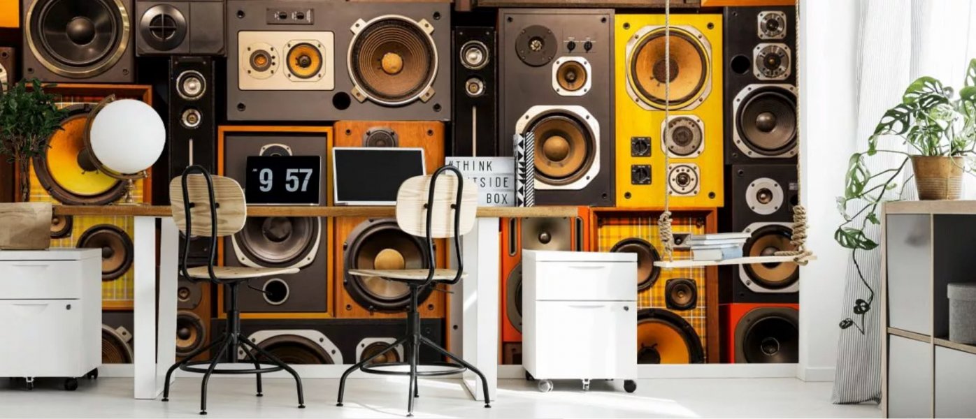 speakerwall.jpg speakerwall.jpg