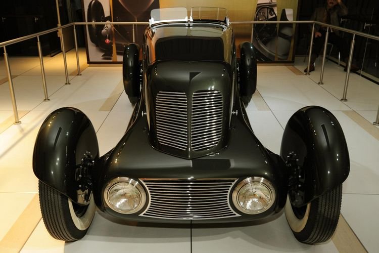 1934-Ford-Model-40-Special-Speedster-Via-Pinterest1.jpg