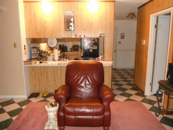 Listening Room 002.jpg