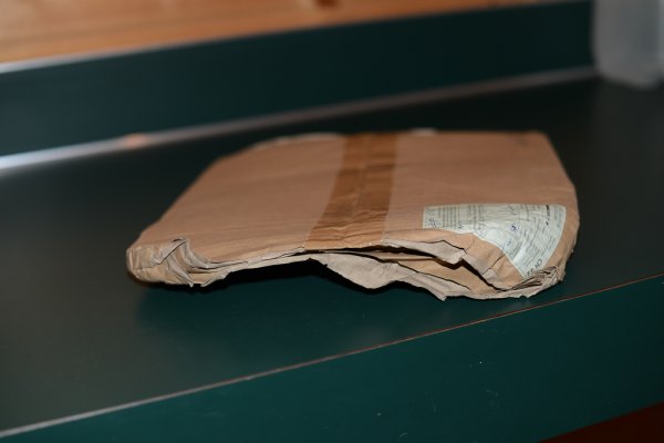 damaged carton-2 (1 of 1).jpg damaged carton-2 (1 of 1).jpg