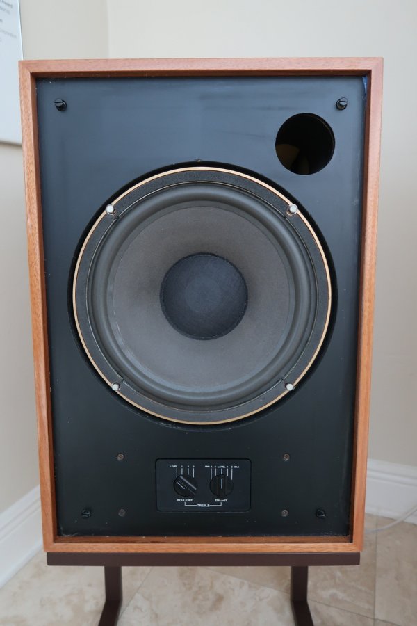 Tannoy Monitors_10.JPG