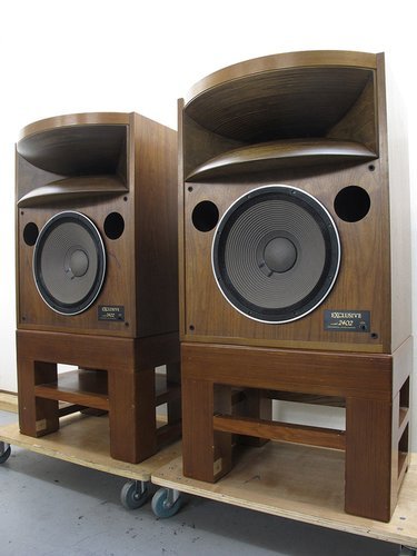 pioneer-tad-exclusive-2402-1601b-tn-3-speaker-532-w410.jpg