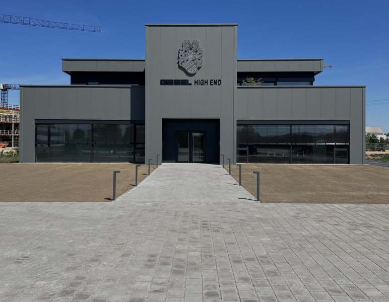 2022-05-15 05.36.00.jpg