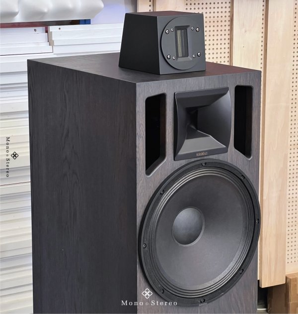 Totaldac_d100%wood_super_tweeter_review_matej_isak_mono_and_stereo_2021_2022_2023_ - 1.jpg